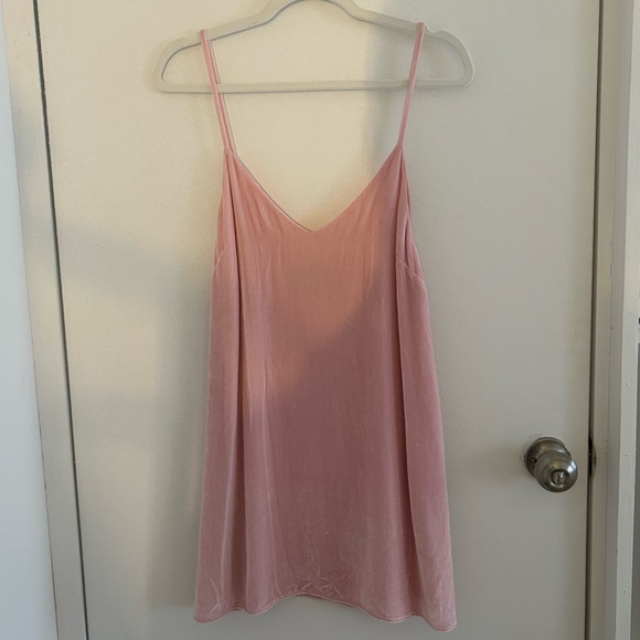 Reformation pink velvet Marlee dress - Picture 4 of 7